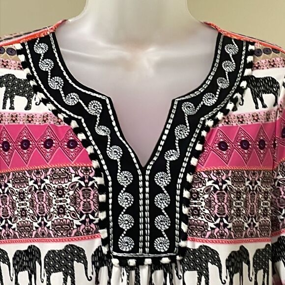 NWOT Ruby Rd. Elephant Blouse. Size MP medium petite 8/10 - Picture 2 of 7